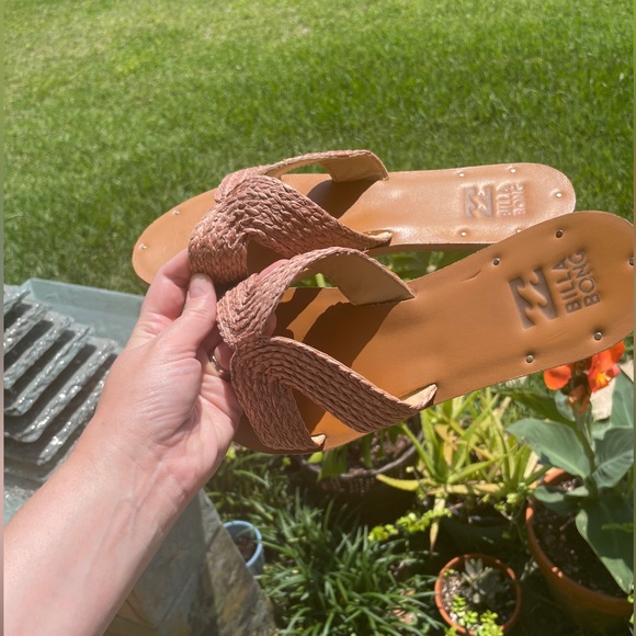 Billabong Light Pink Sandal 9 1/2 - Picture 3 of 8